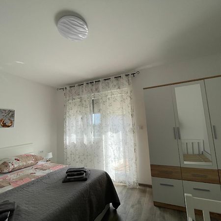 Apartamento Anamaria Kaštela Exterior foto